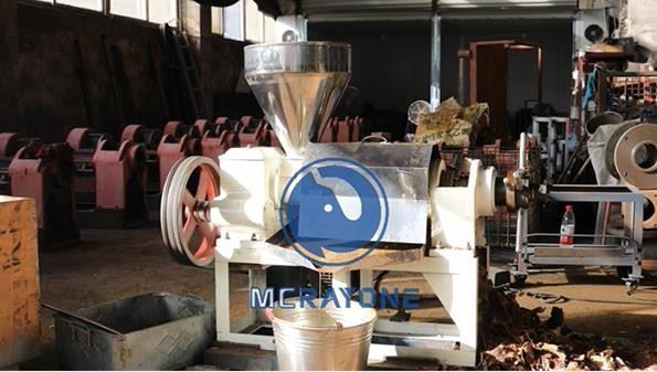 MINI PEANUT OIL EXTRACTING LINE